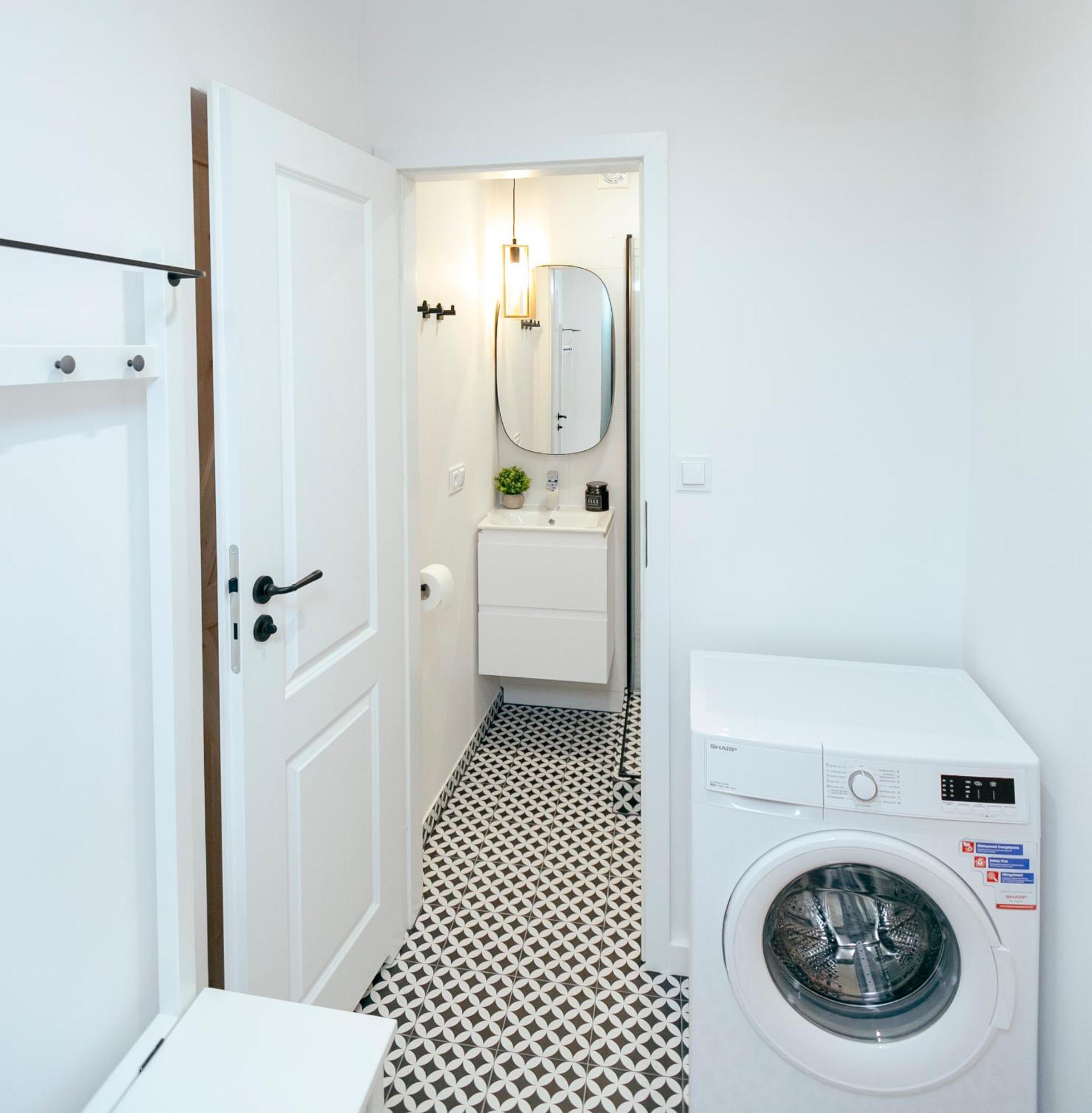 Pulawska 11 -Prywatny Apartament 4 Osobowy W Centrum Warszawy - Better Rental Warszawa Exteriör bild