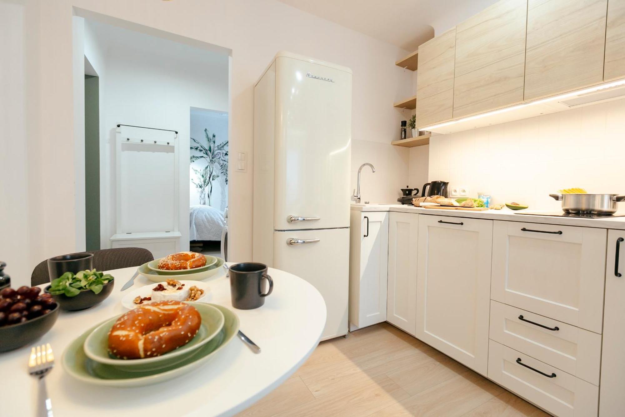 Pulawska 11 -Prywatny Apartament 4 Osobowy W Centrum Warszawy - Better Rental Warszawa Exteriör bild